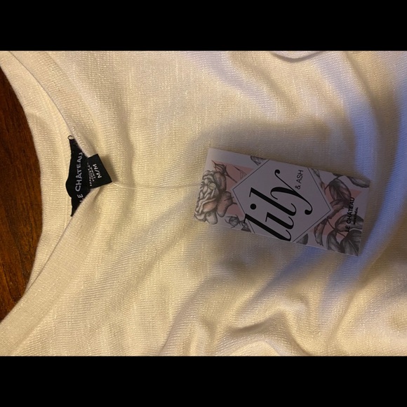 Le Chateau Sweater - Picture 2 of 3